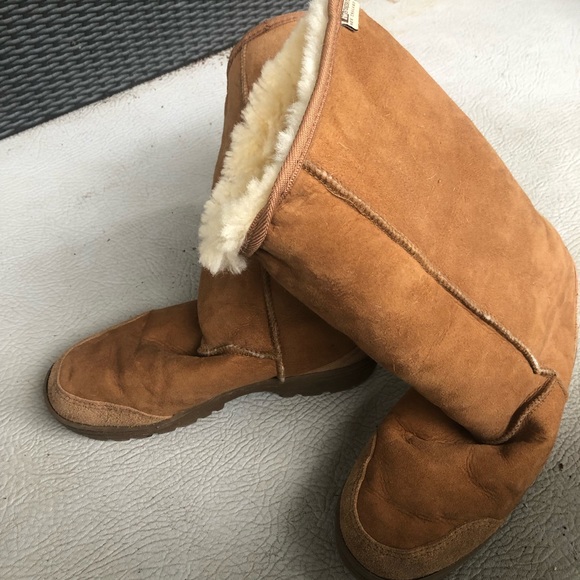 KIWI SHEEPSKINS High. Sz 9 ladies fits like 10. Like new, no stains - Picture 2 of 5